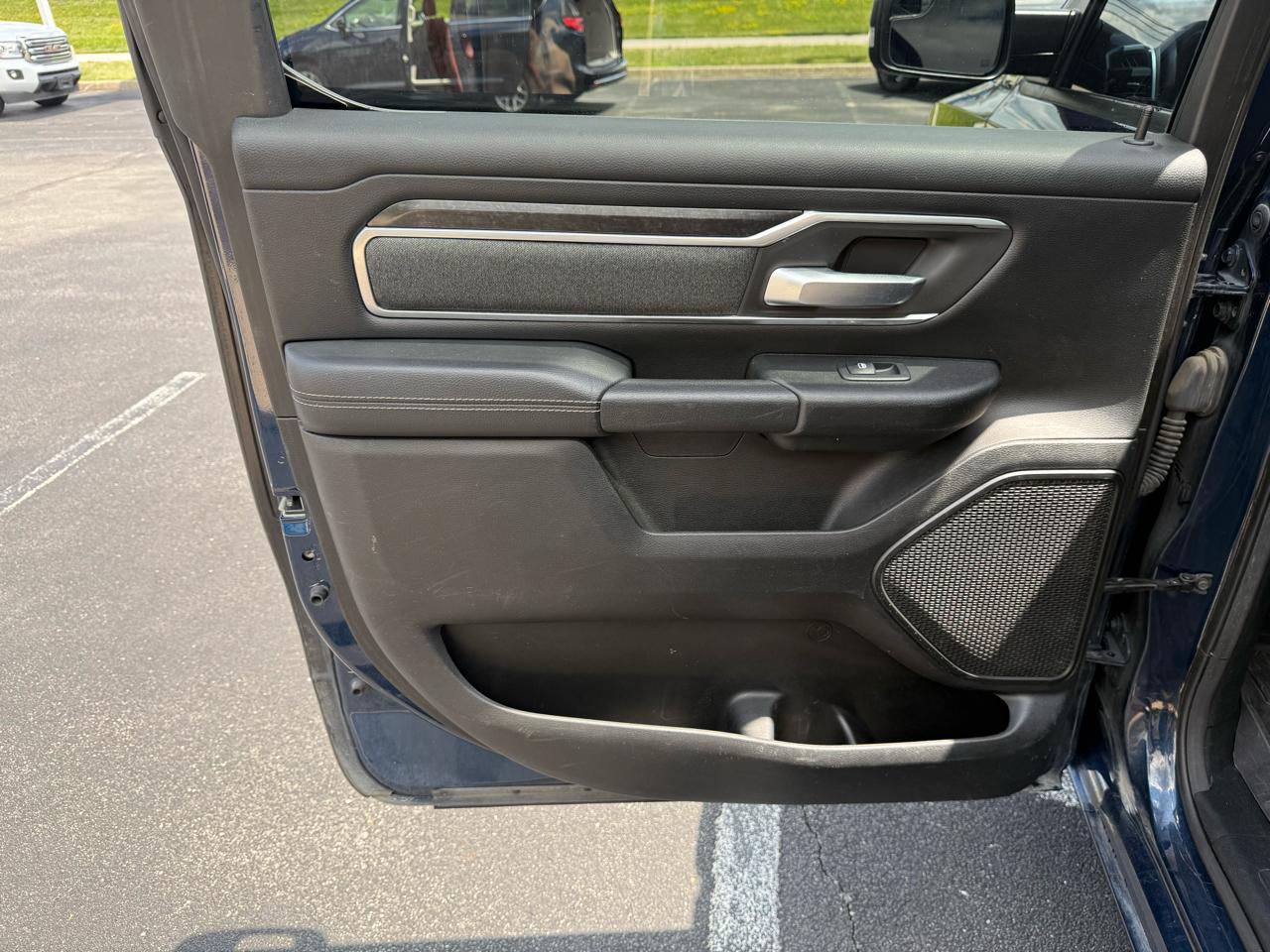 RAM 1500 Big Horn/Lone Star 4x4 Crew Cab 5'7" Box 2019