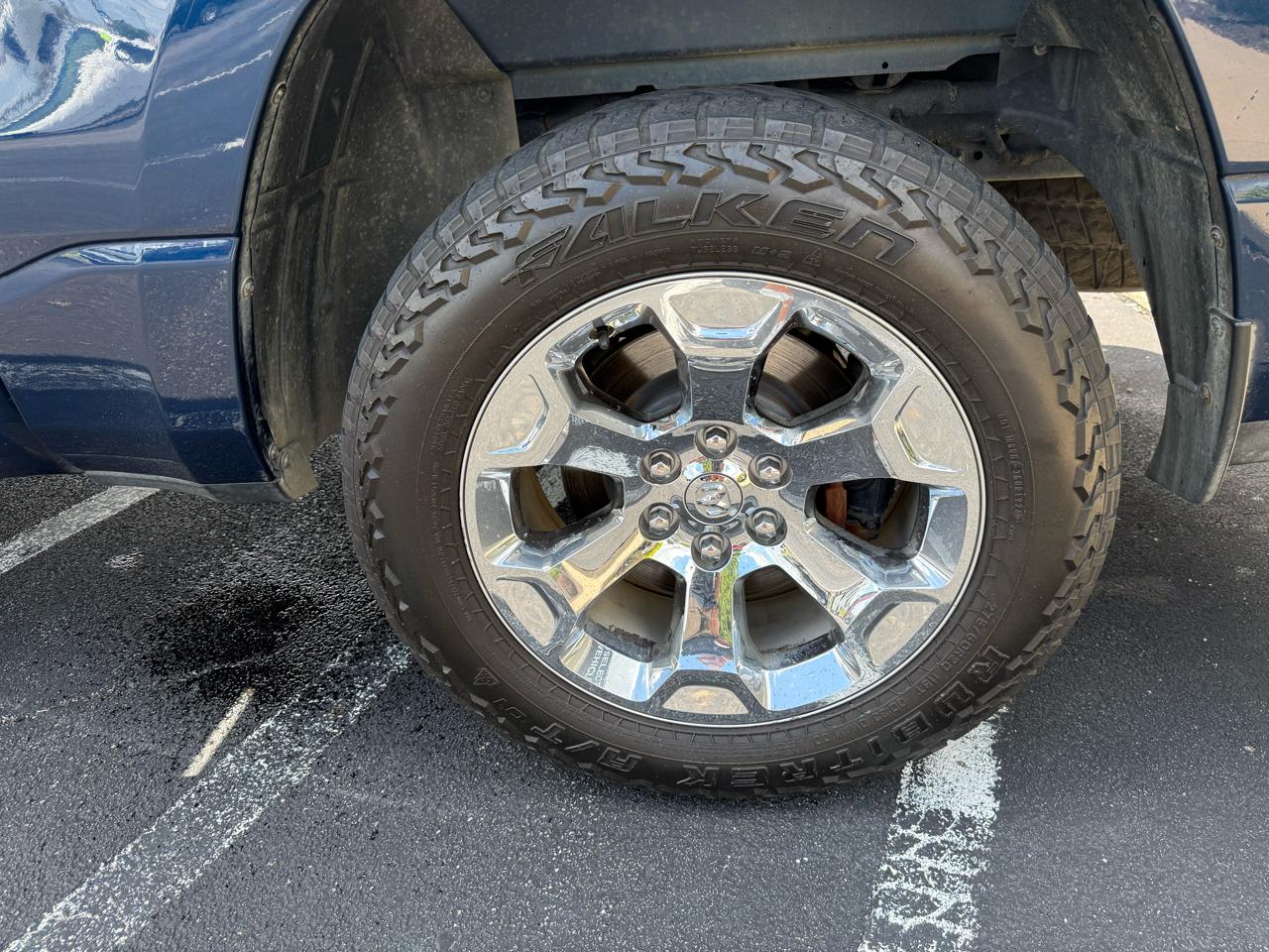 RAM 1500 Big Horn/Lone Star 4x4 Crew Cab 5'7" Box 2019