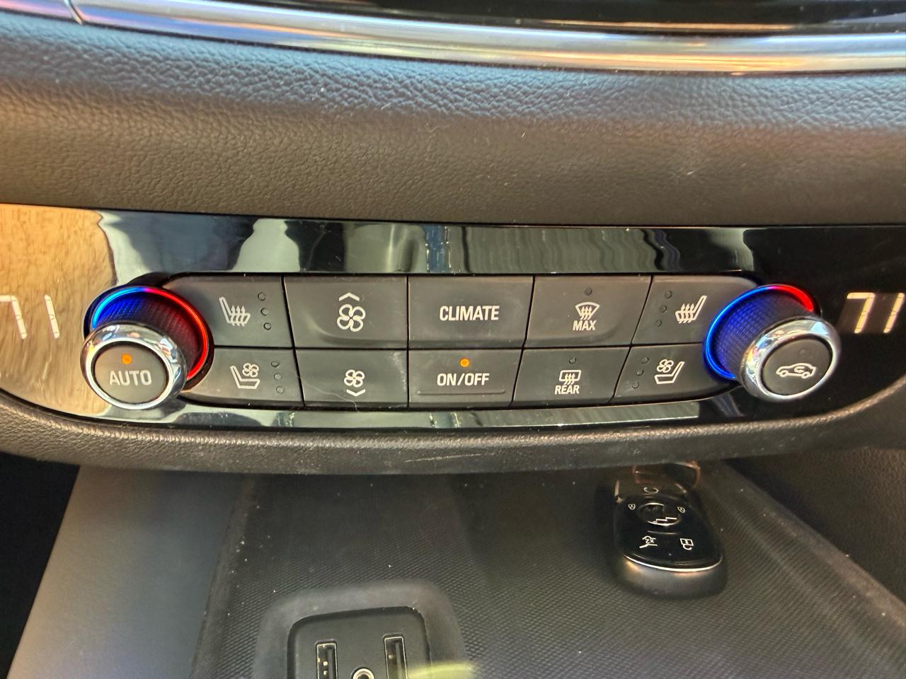 Buick Enclave FWD 4dr Premium 2018