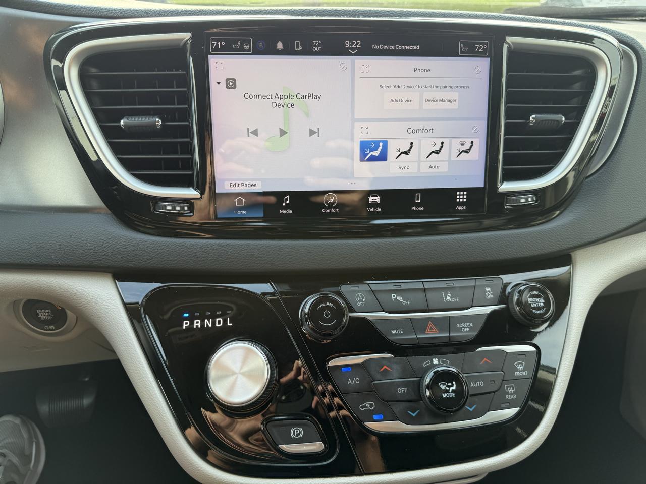 Chrysler Pacifica Touring L FWD 2023