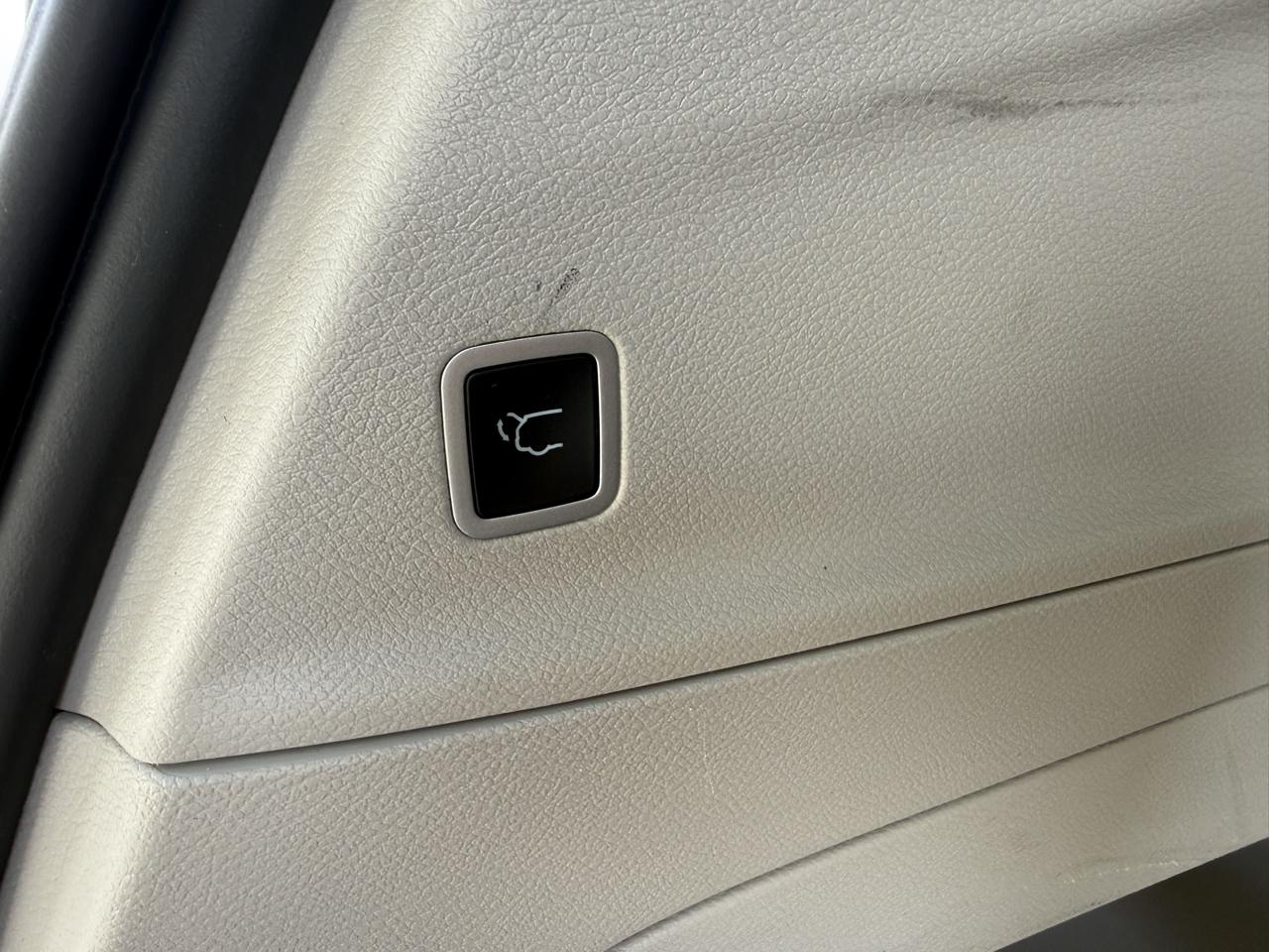 Chrysler Pacifica Touring L FWD 2023