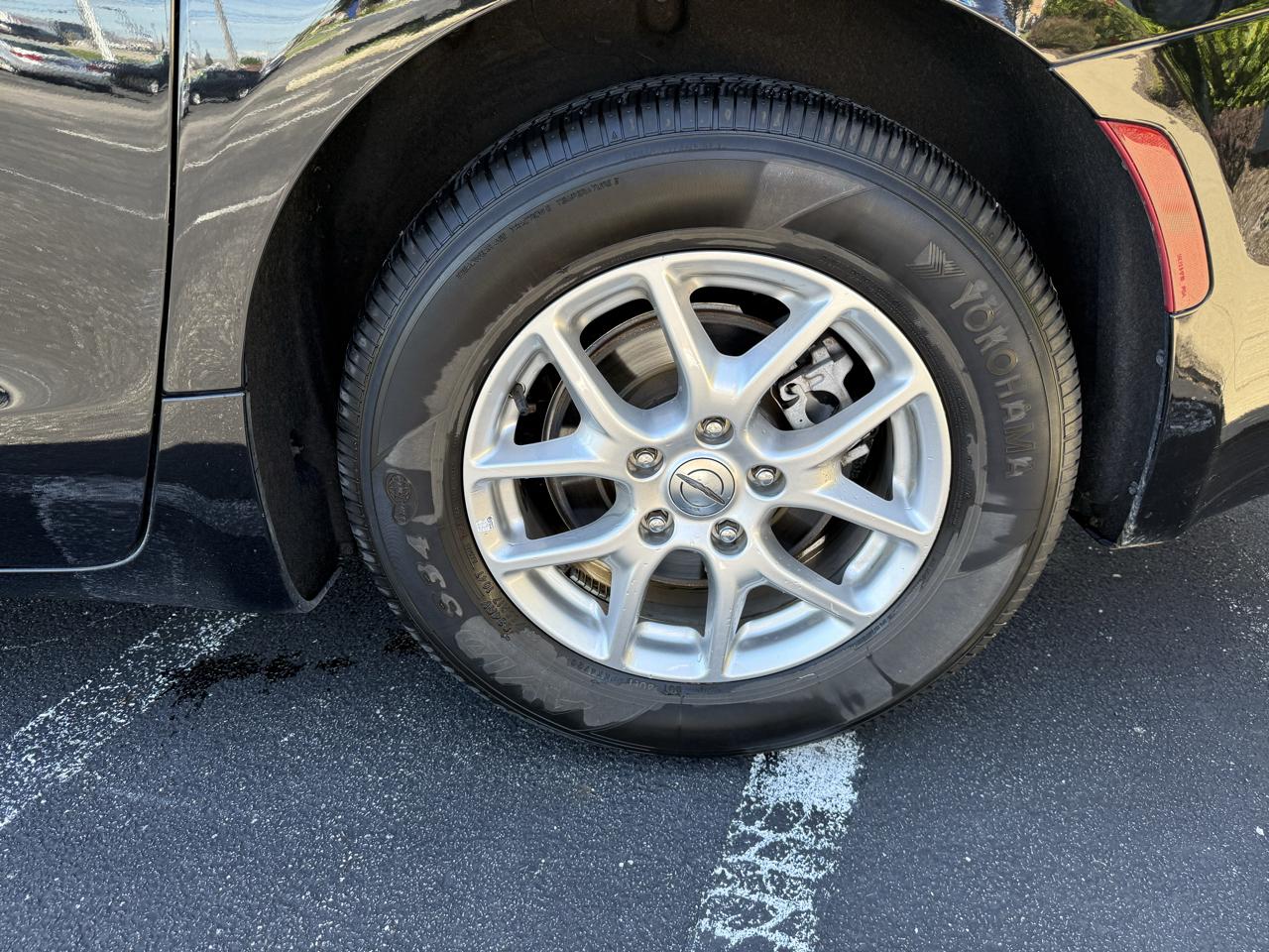 Chrysler Pacifica Touring L FWD 2024