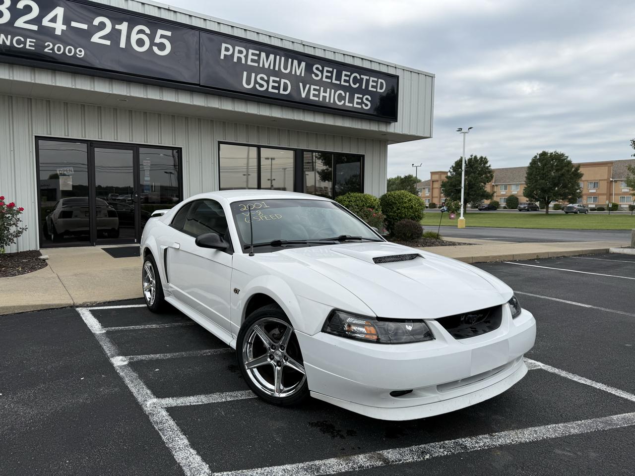 Ford Mustang 2dr Cpe GT Deluxe 2001