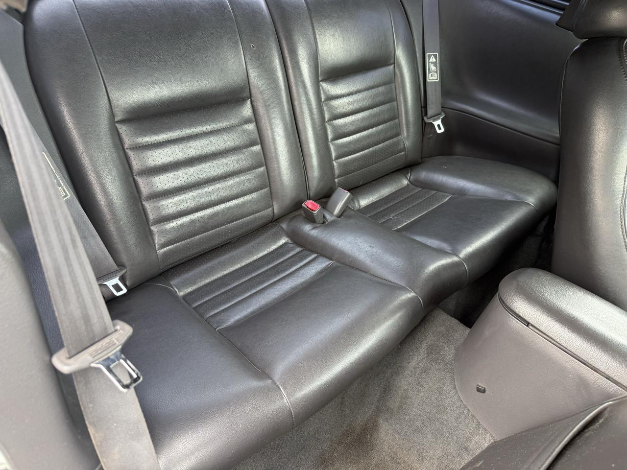 Ford Mustang 2dr Cpe GT Deluxe 2001