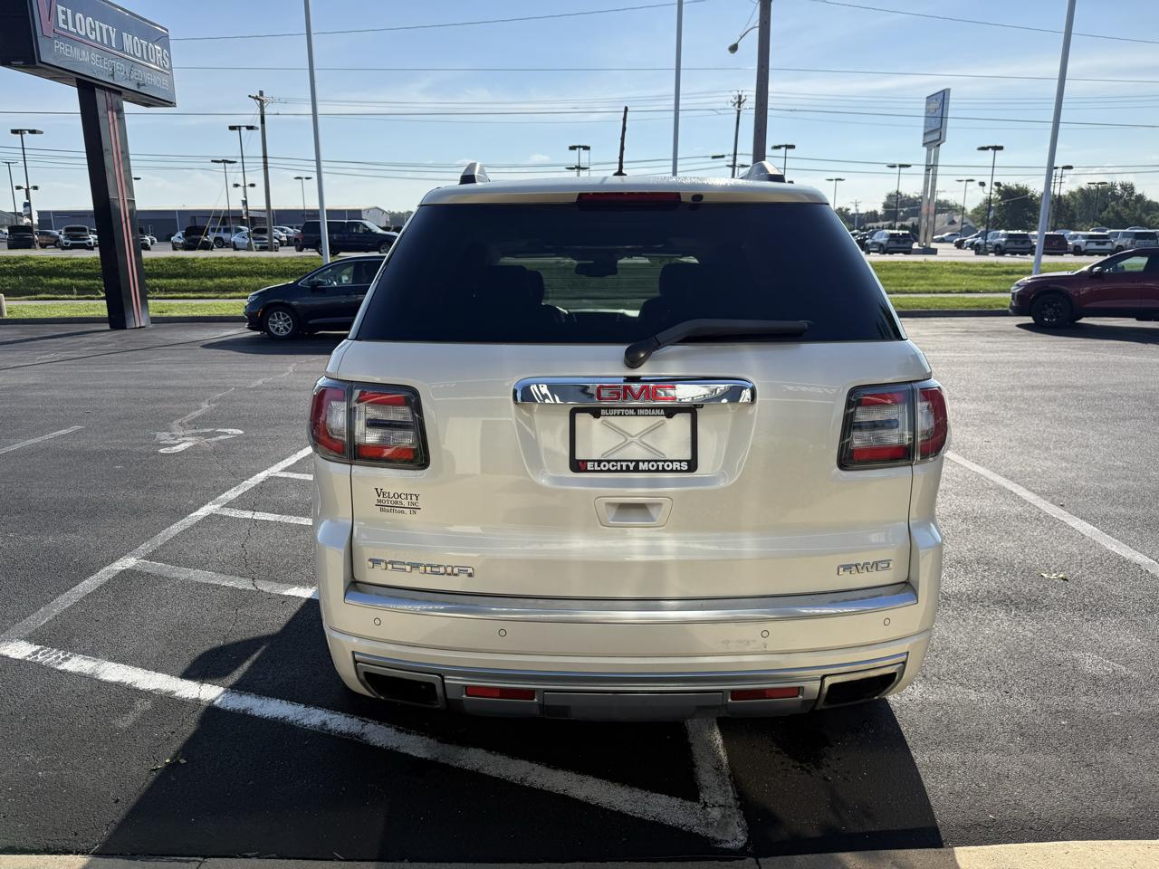 GMC Acadia AWD 4dr Denali 2015
