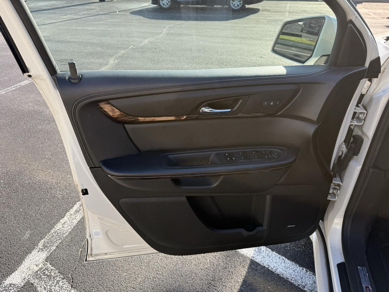GMC Acadia AWD 4dr Denali 2015