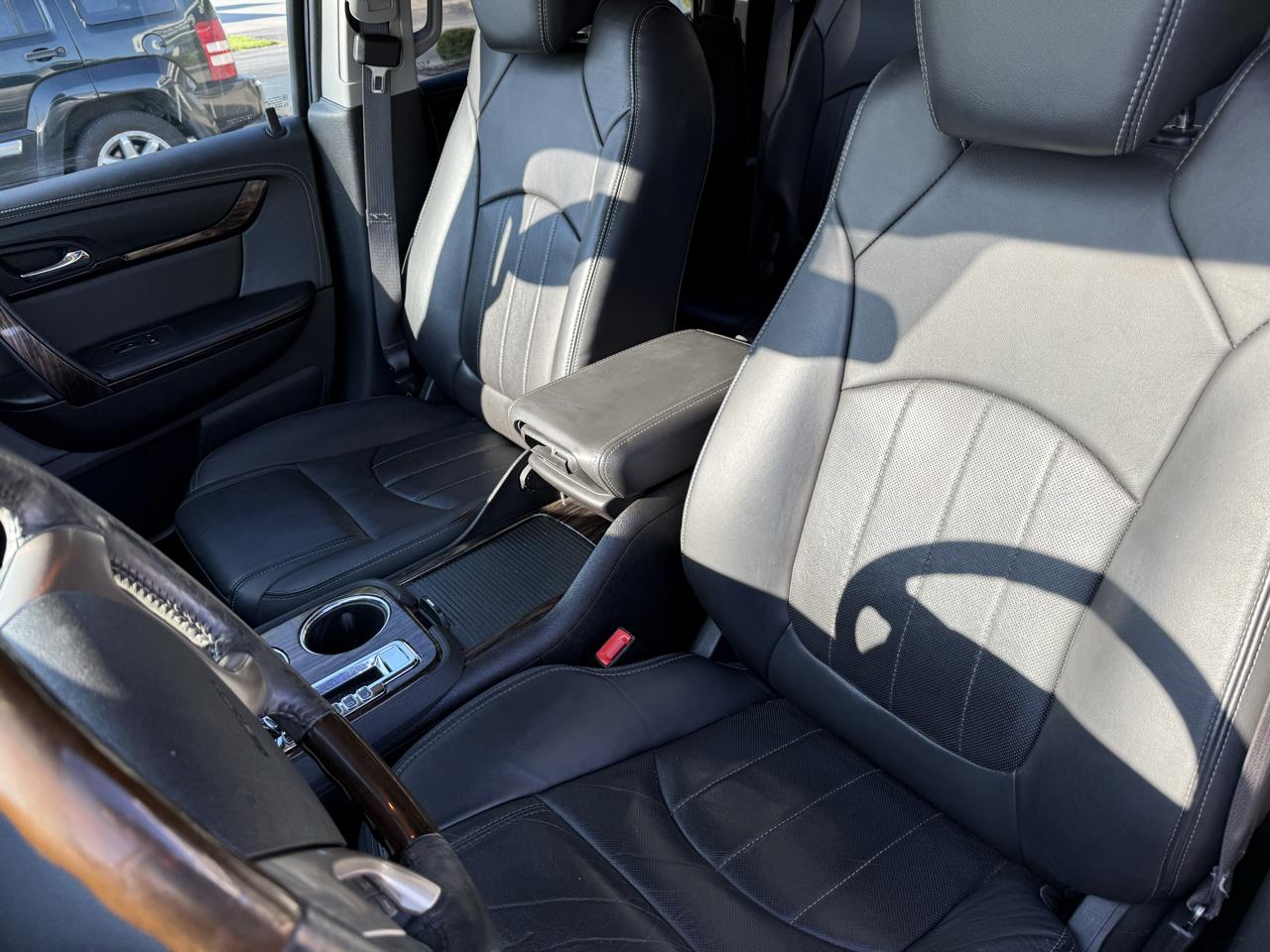 GMC Acadia AWD 4dr Denali 2015