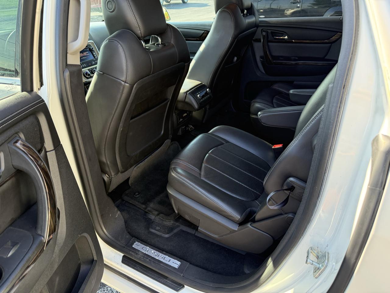 GMC Acadia AWD 4dr Denali 2015