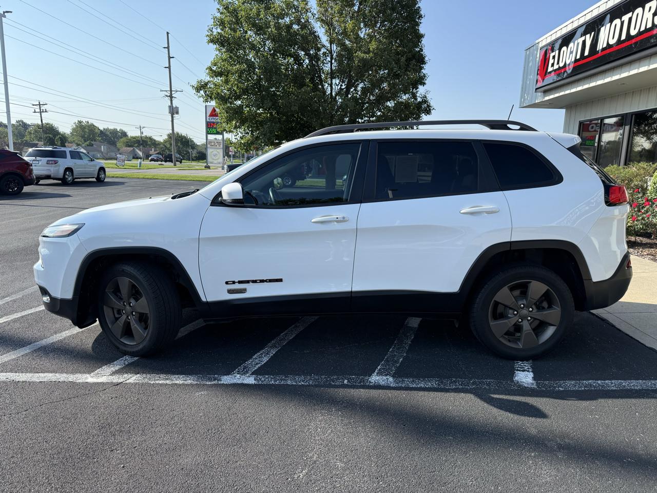 Jeep Cherokee FWD 4dr 75th Anniversary 2016