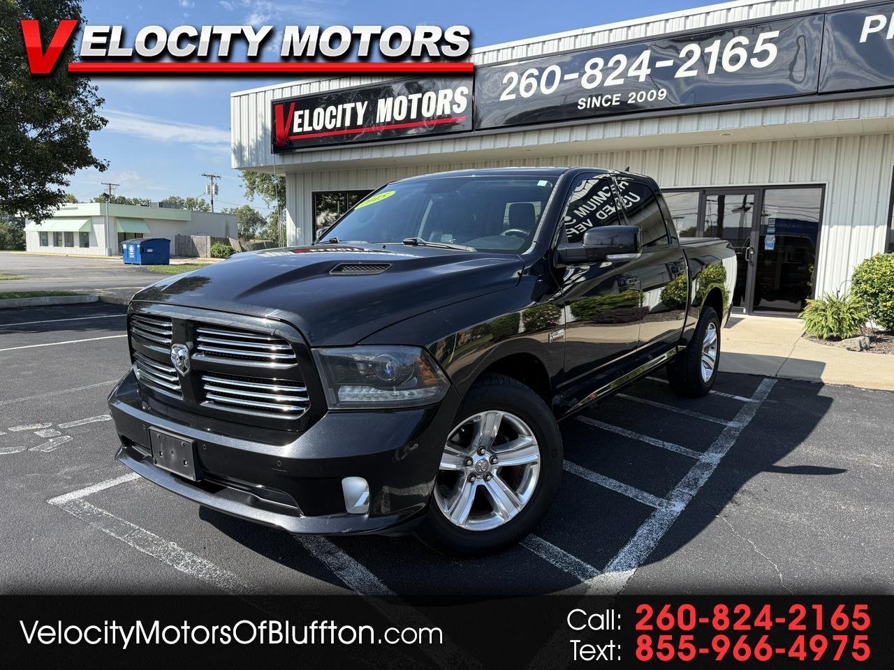 RAM 1500 4WD Crew Cab 140.5" Sport 2015