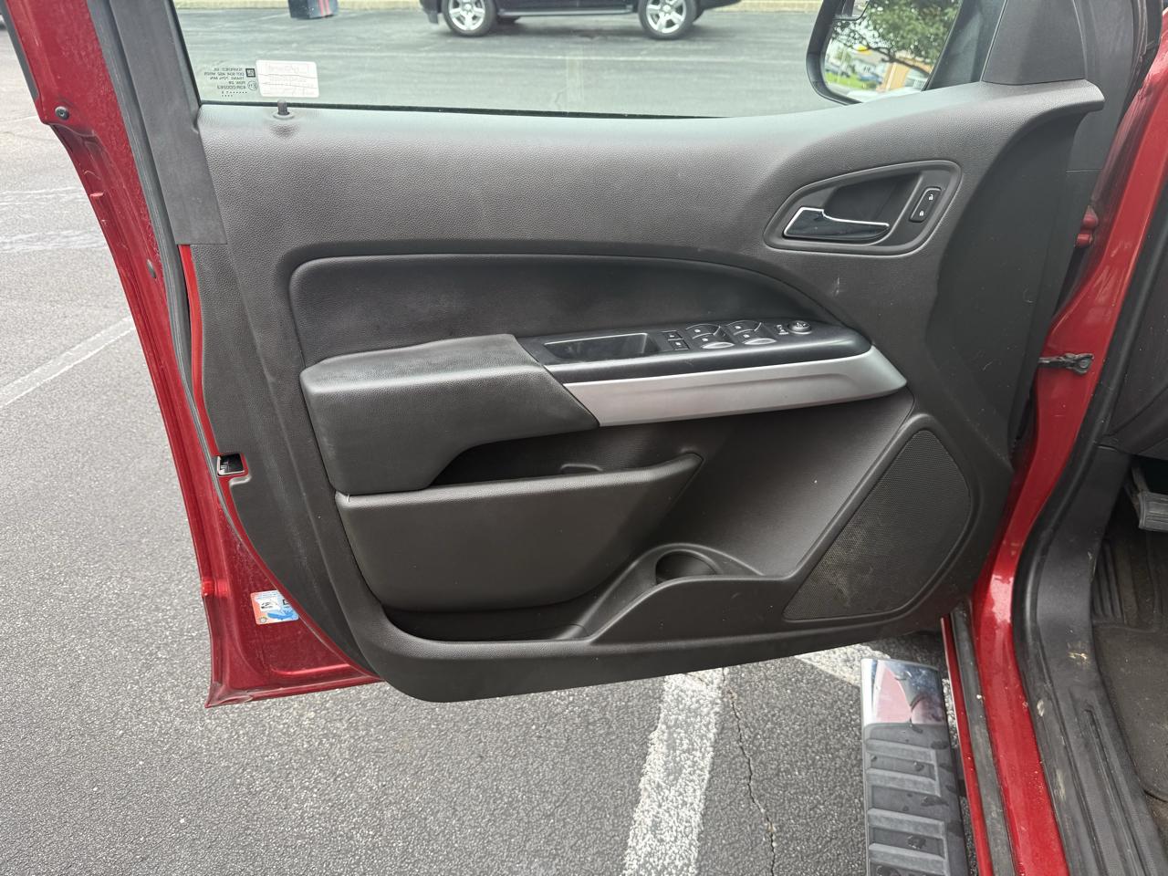 Chevrolet Colorado 2WD Crew Cab 128.3" LT 2015