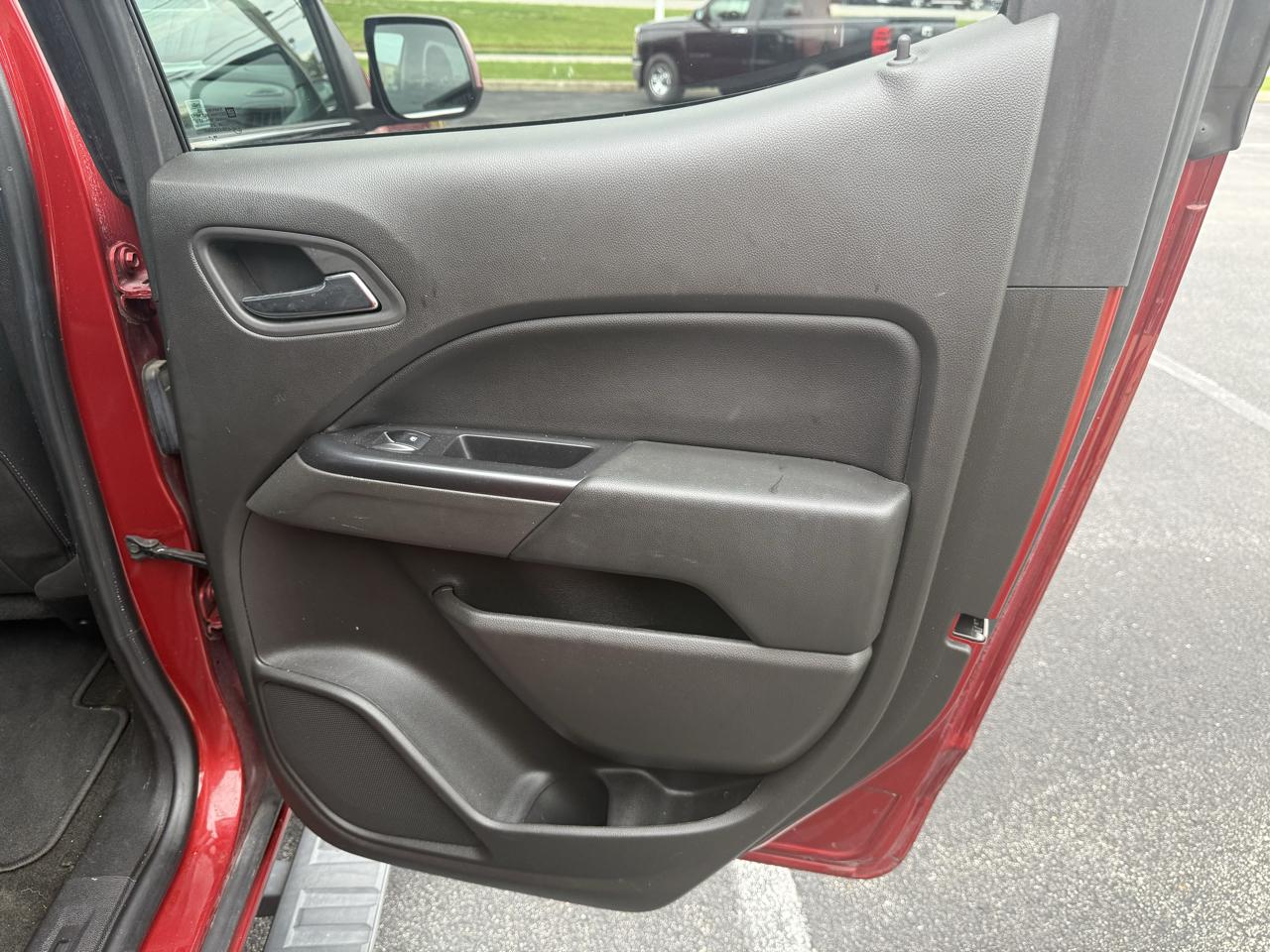 Chevrolet Colorado 2WD Crew Cab 128.3" LT 2015