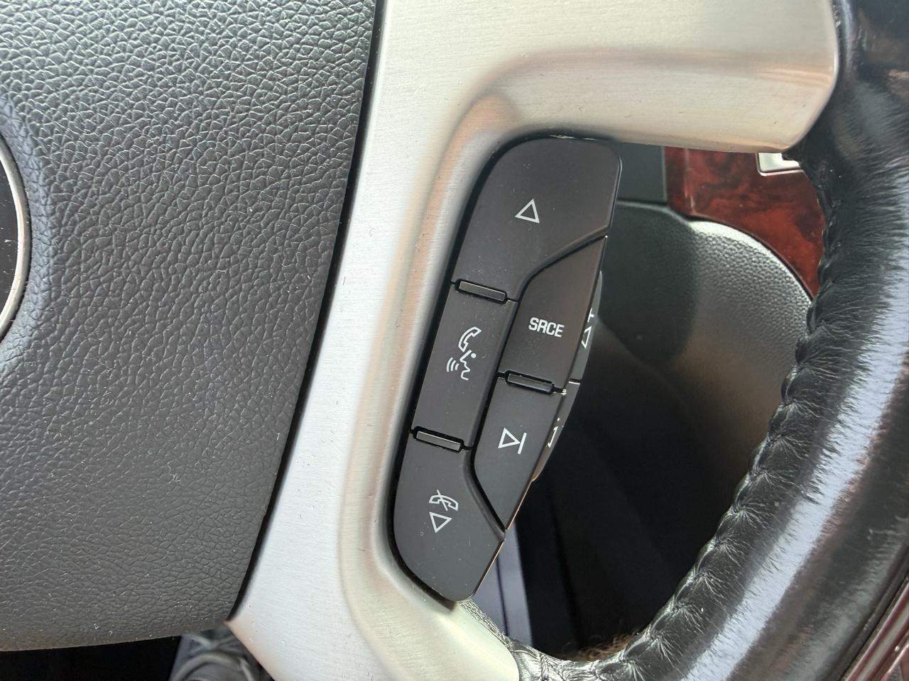 Cadillac Escalade ESV AWD 4dr Premium 2013