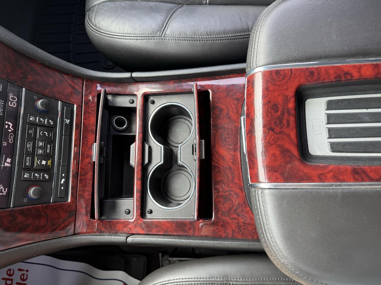 Cadillac Escalade ESV AWD 4dr Premium 2013