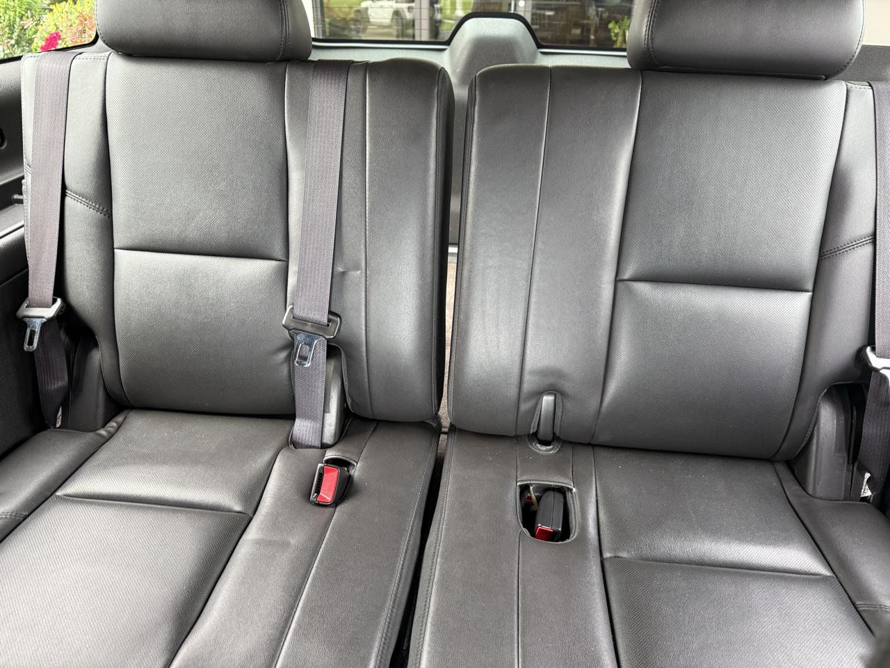 Cadillac Escalade ESV AWD 4dr Premium 2013