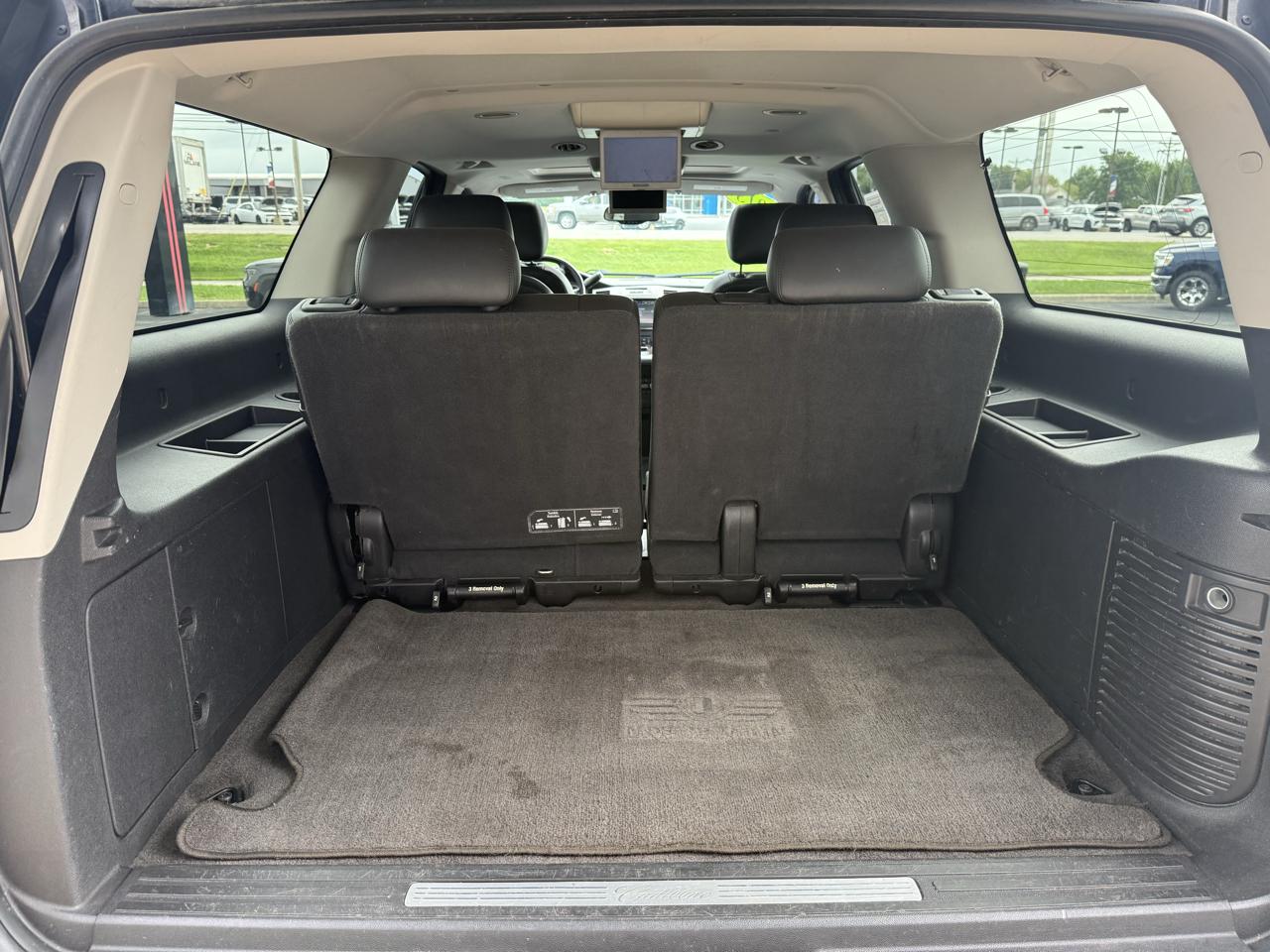 Cadillac Escalade ESV AWD 4dr Premium 2013
