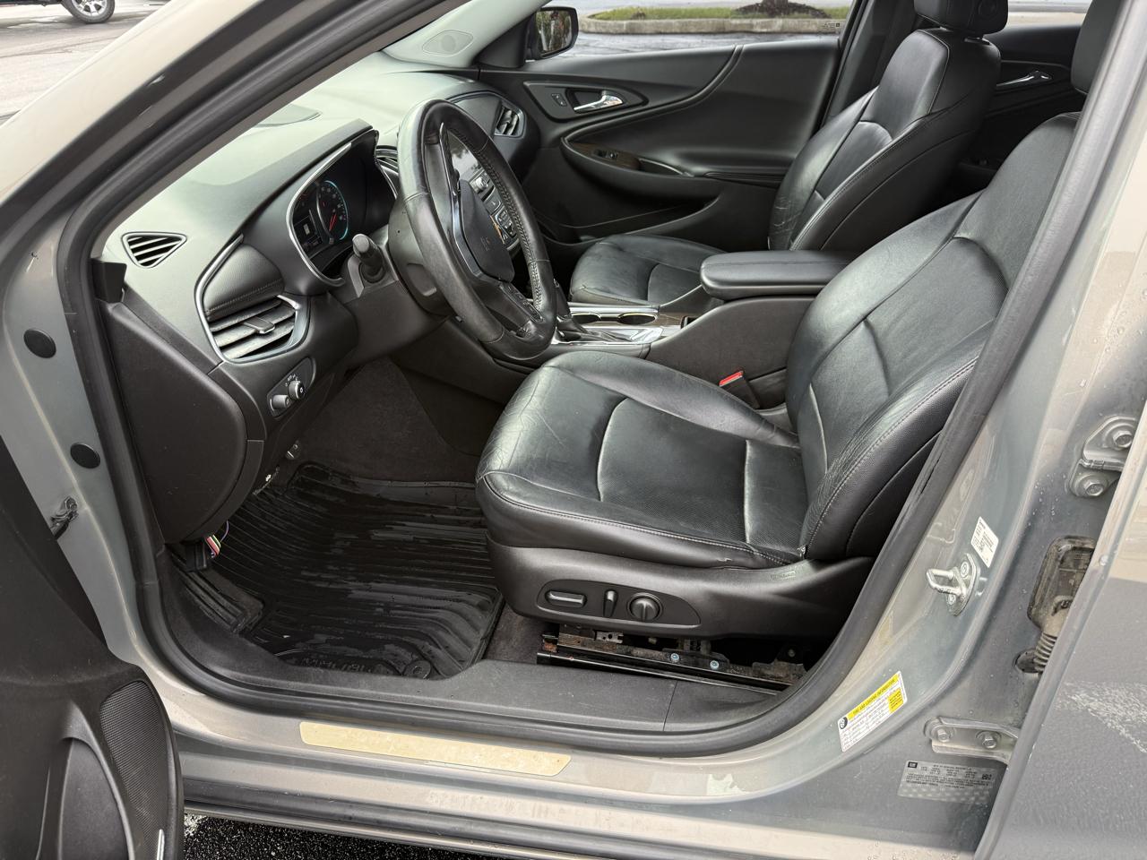 Chevrolet Malibu 4dr Sdn Premier w/2LZ 2017