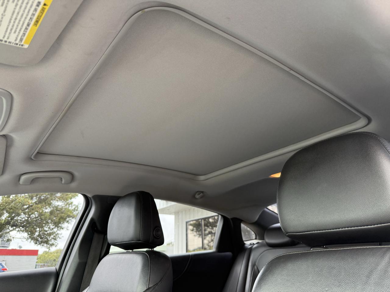 Chevrolet Malibu 4dr Sdn Premier w/2LZ 2017