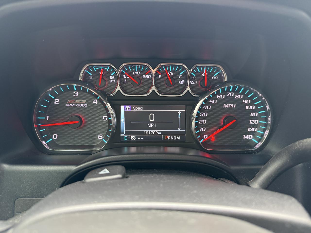 Chevrolet Silverado 1500 4WD Crew Cab 143.5" LT w/2LT 2015