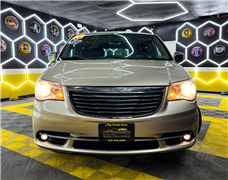 2013 Chrysler Town & Country 
