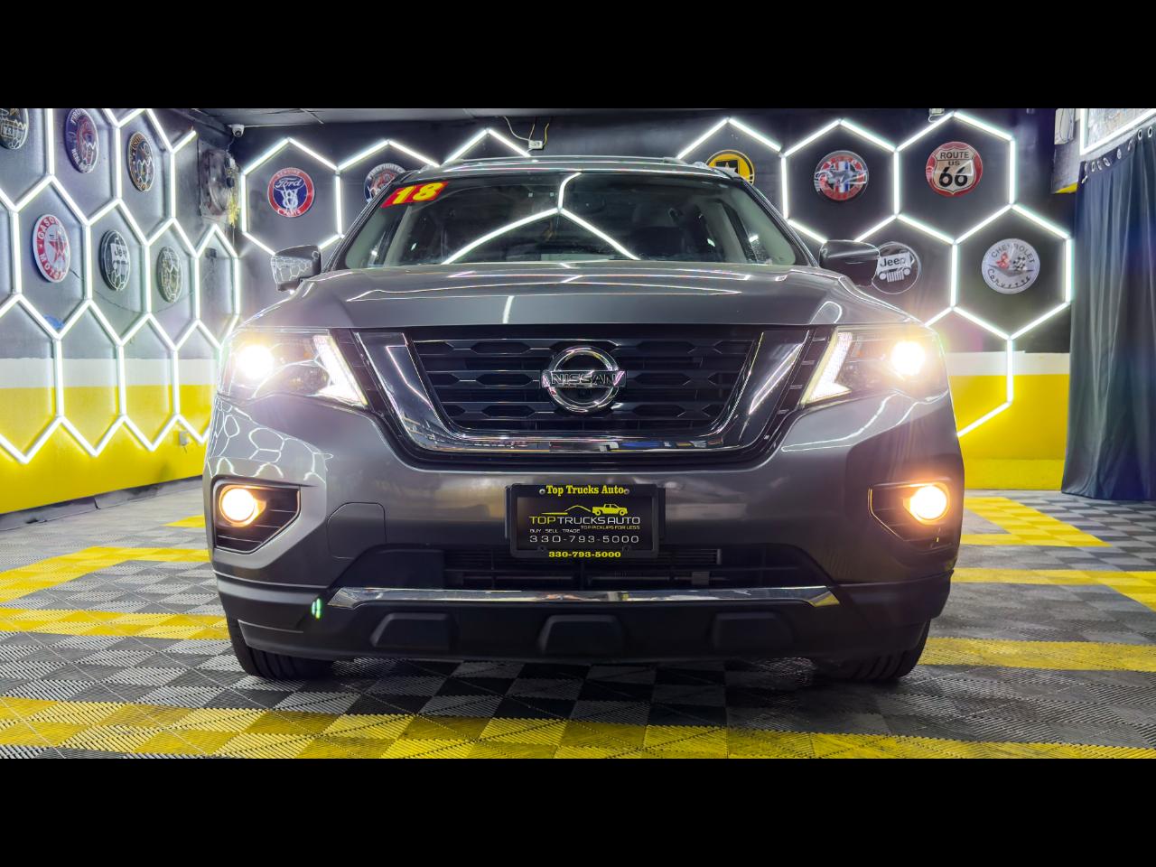 2018 Nissan Pathfinder Platinum 4WD's photo