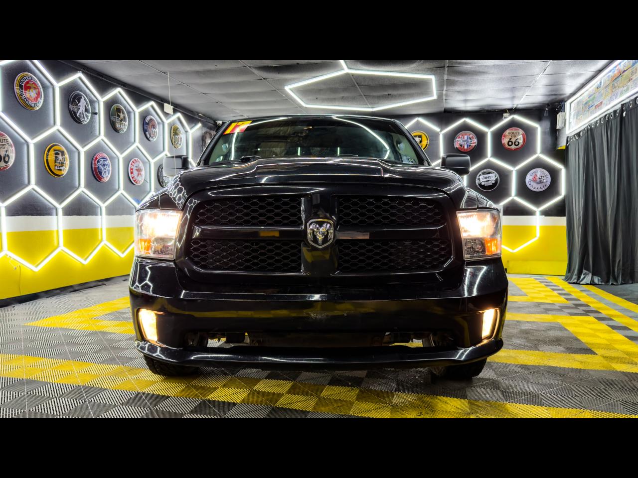 2017 RAM 1500 Express 4x4 Quad Cab 6'4's photo