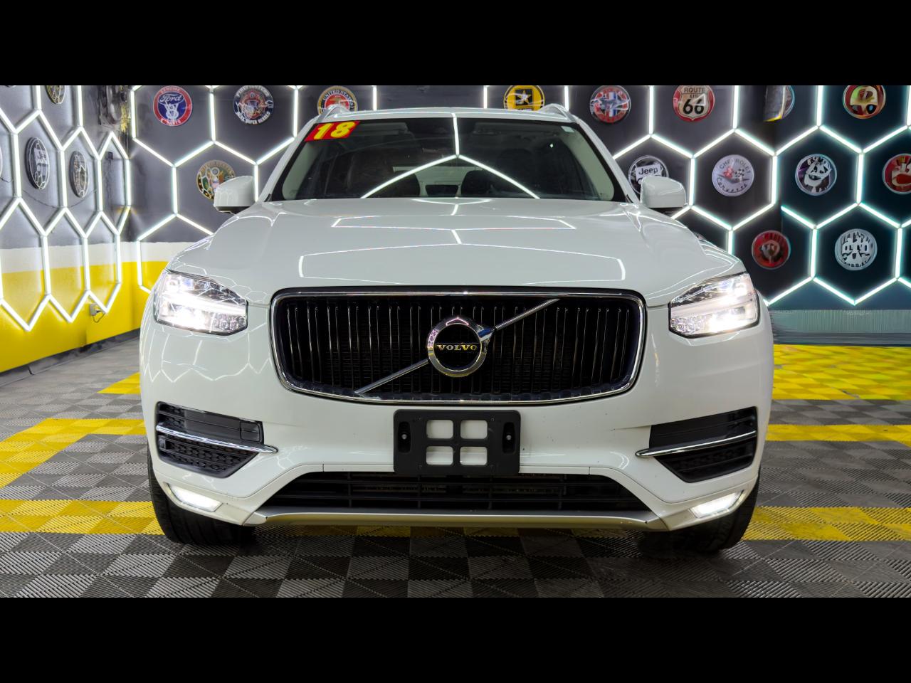 2018 Volvo XC90 T5 MOMENTUM 7-PASSENGER