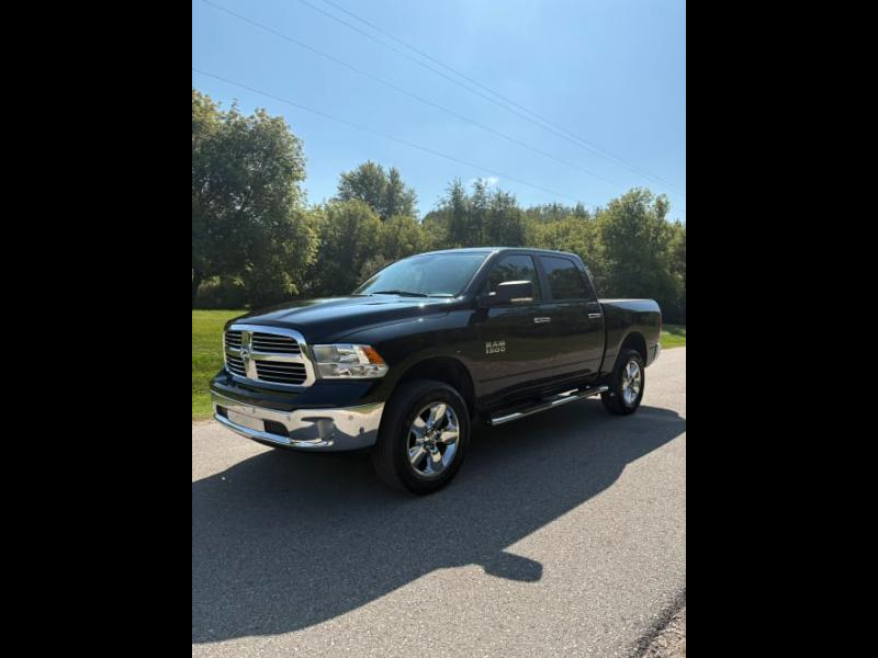 2017 RAM 1500 SLT Crew Cab 4WD