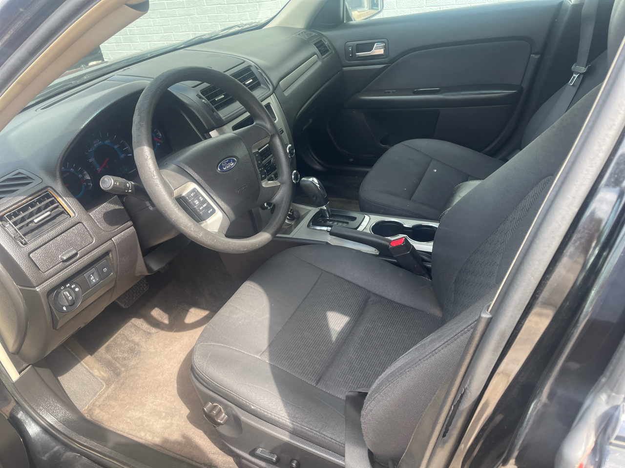 Ford Fusion SE 2012