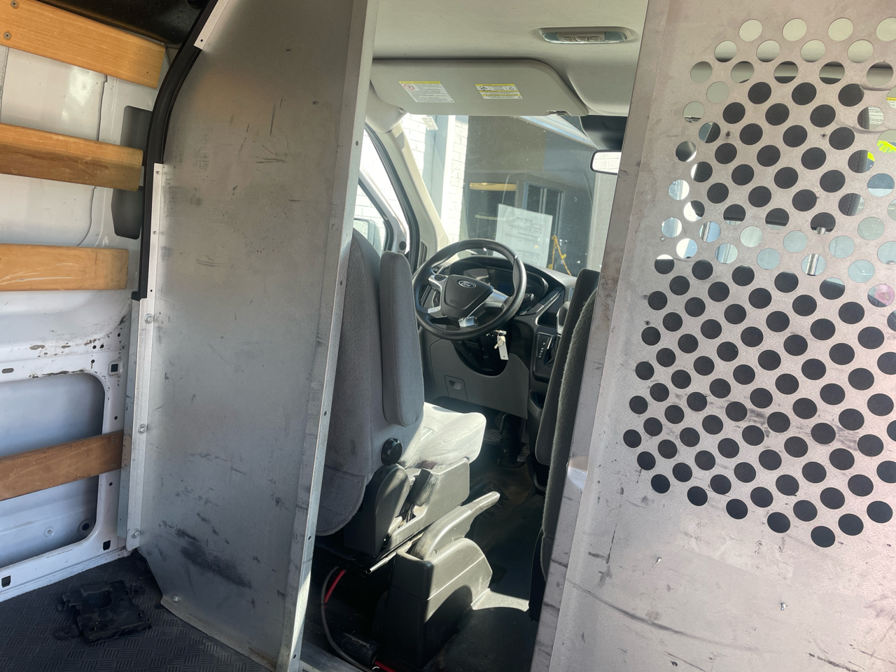 Ford Transit 250 Van Low Roof 60/40 Pass.130-in. WB 2016