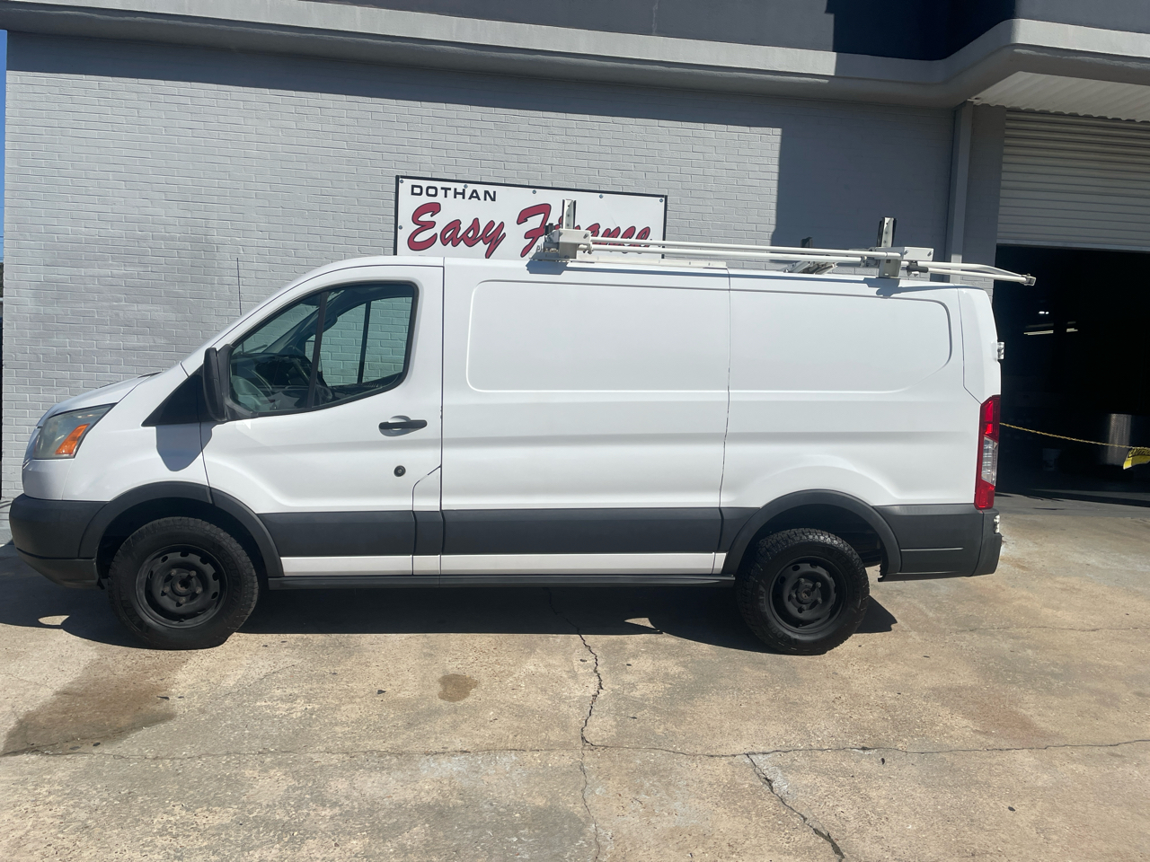 Ford Transit 250 Van Low Roof 60/40 Pass.130-in. WB 2016