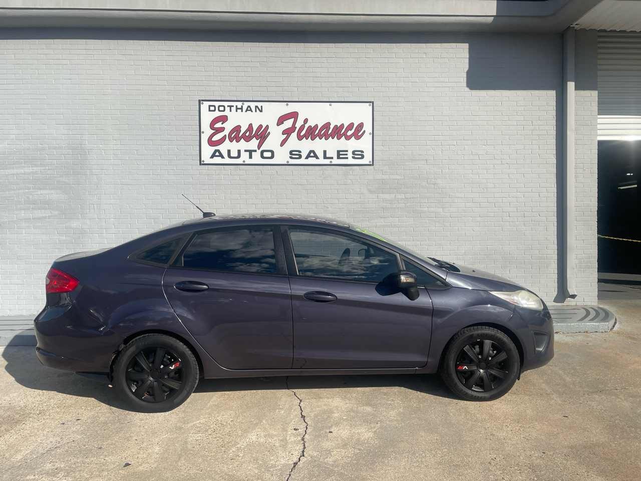 Ford Fiesta SE Sedan 2013