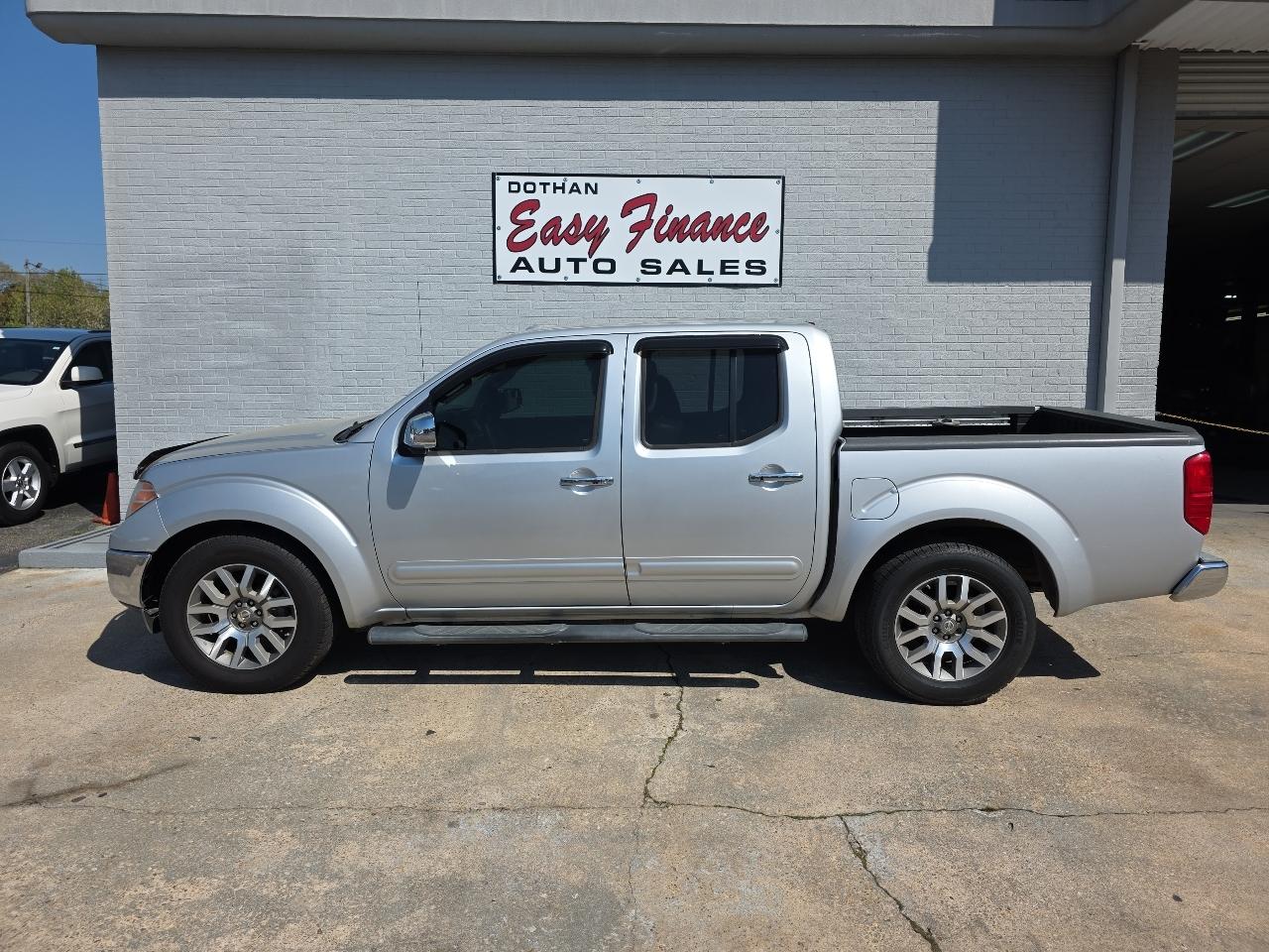 Nissan Frontier S Crew Cab 2WD 2013