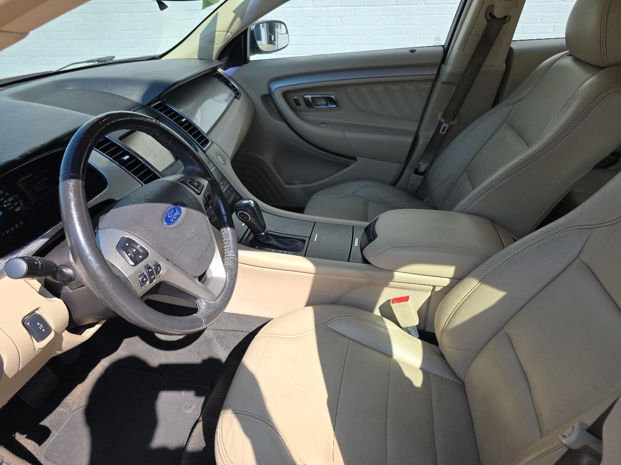 Ford Taurus SEL FWD 2013