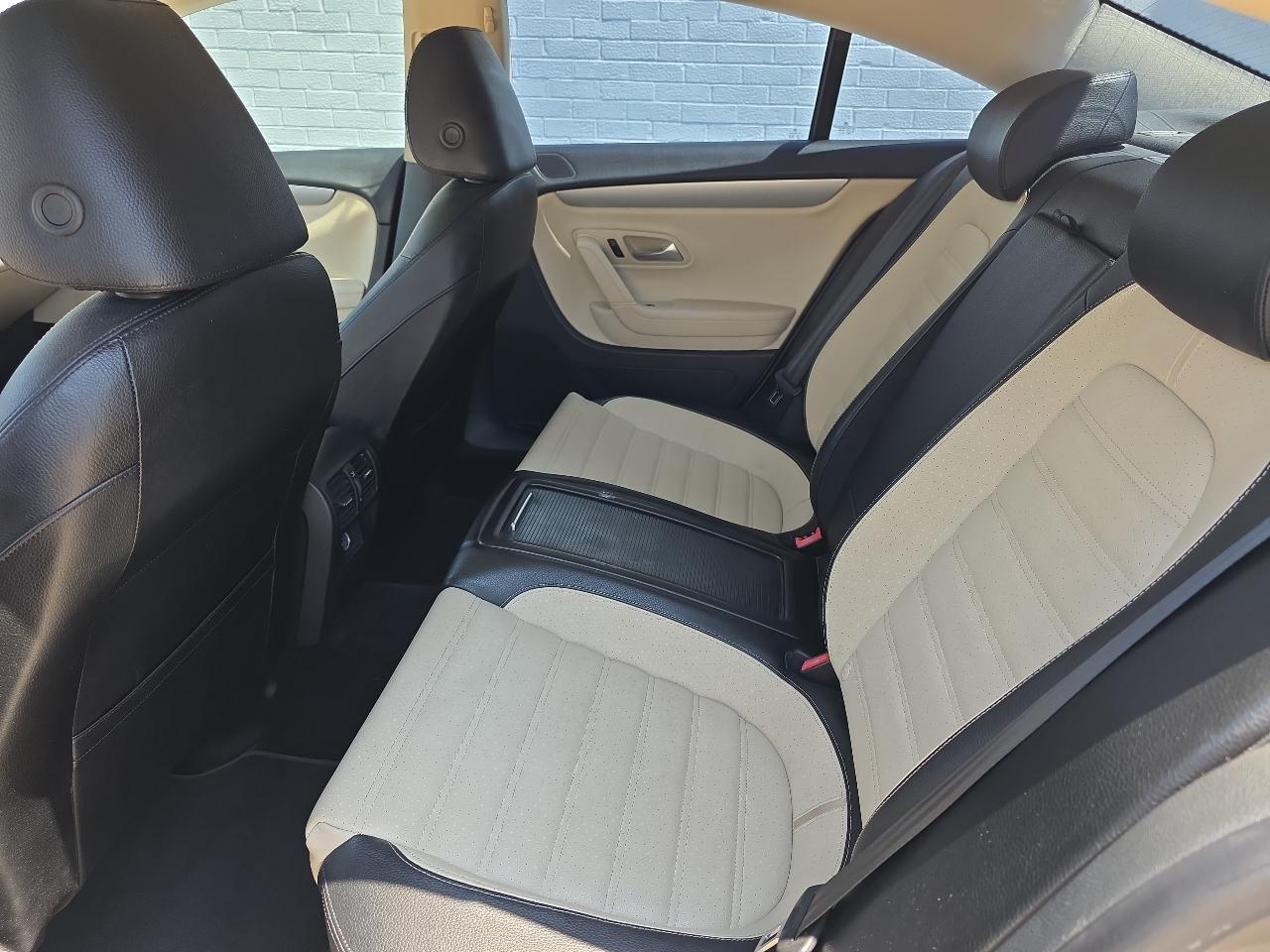 Volkswagen CC Sport PZEV 2010