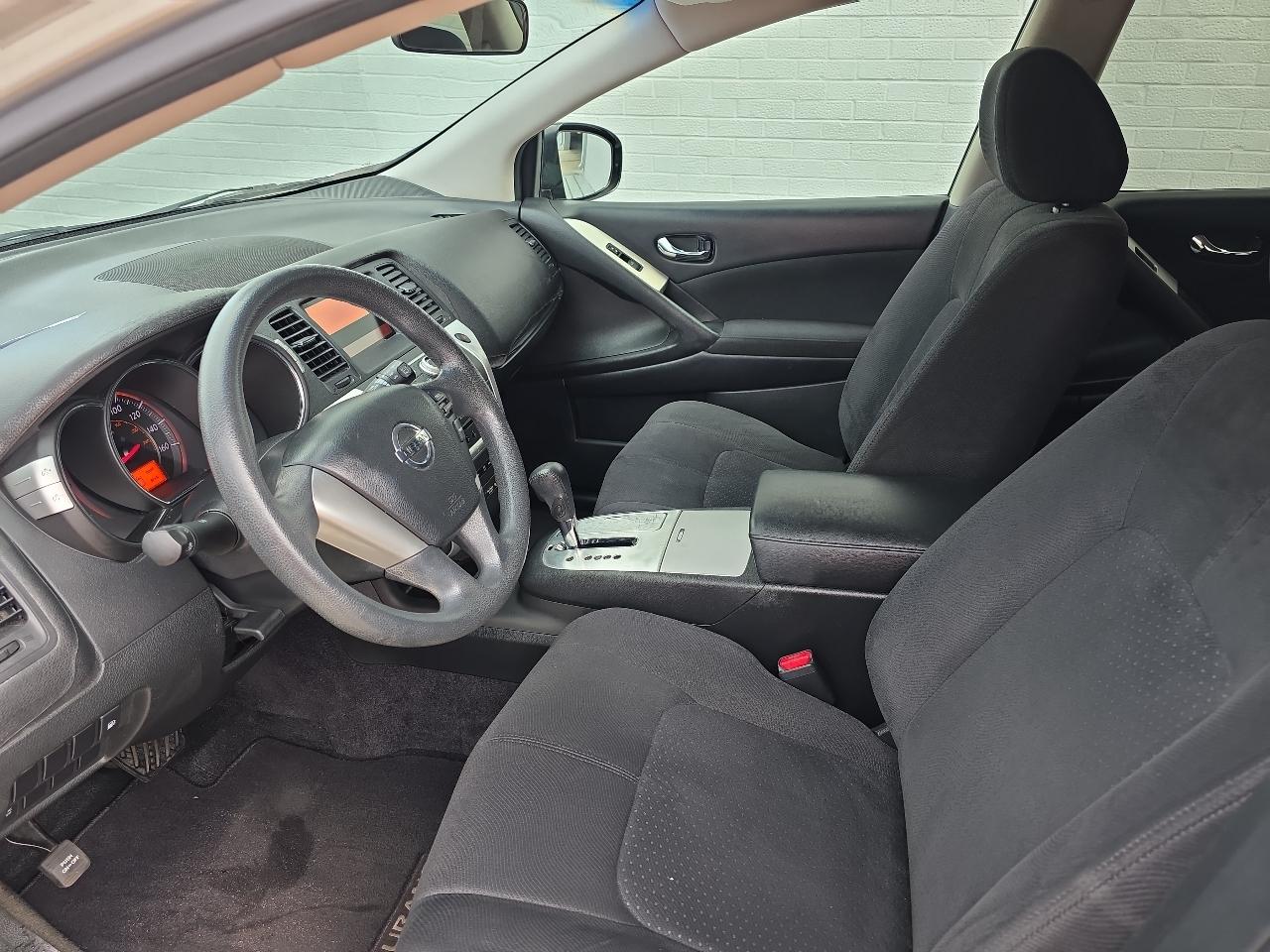 Nissan Murano S 2010