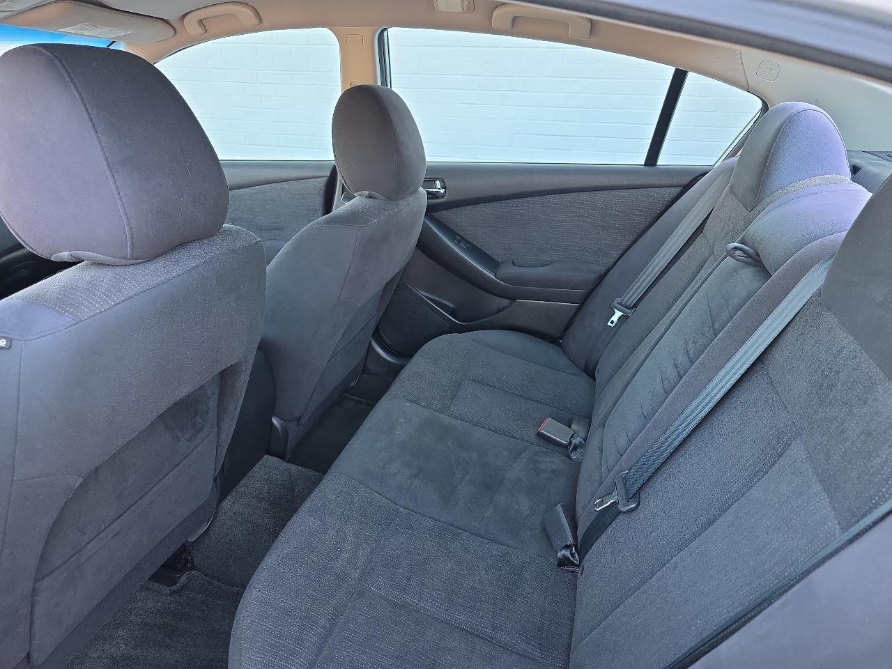 Nissan Altima 2.5 S 2012