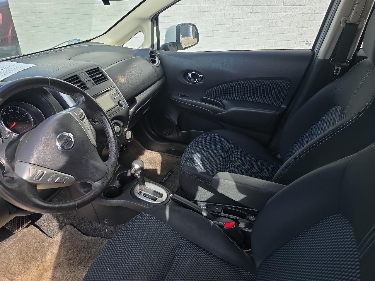 Nissan Versa Note S 2014