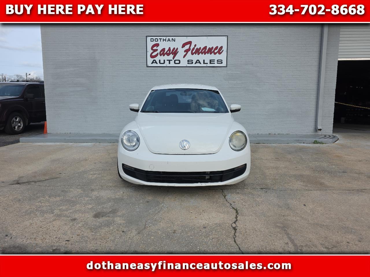 Volkswagen Beetle 2.5L w/Sunroof Sound & Nav 2012