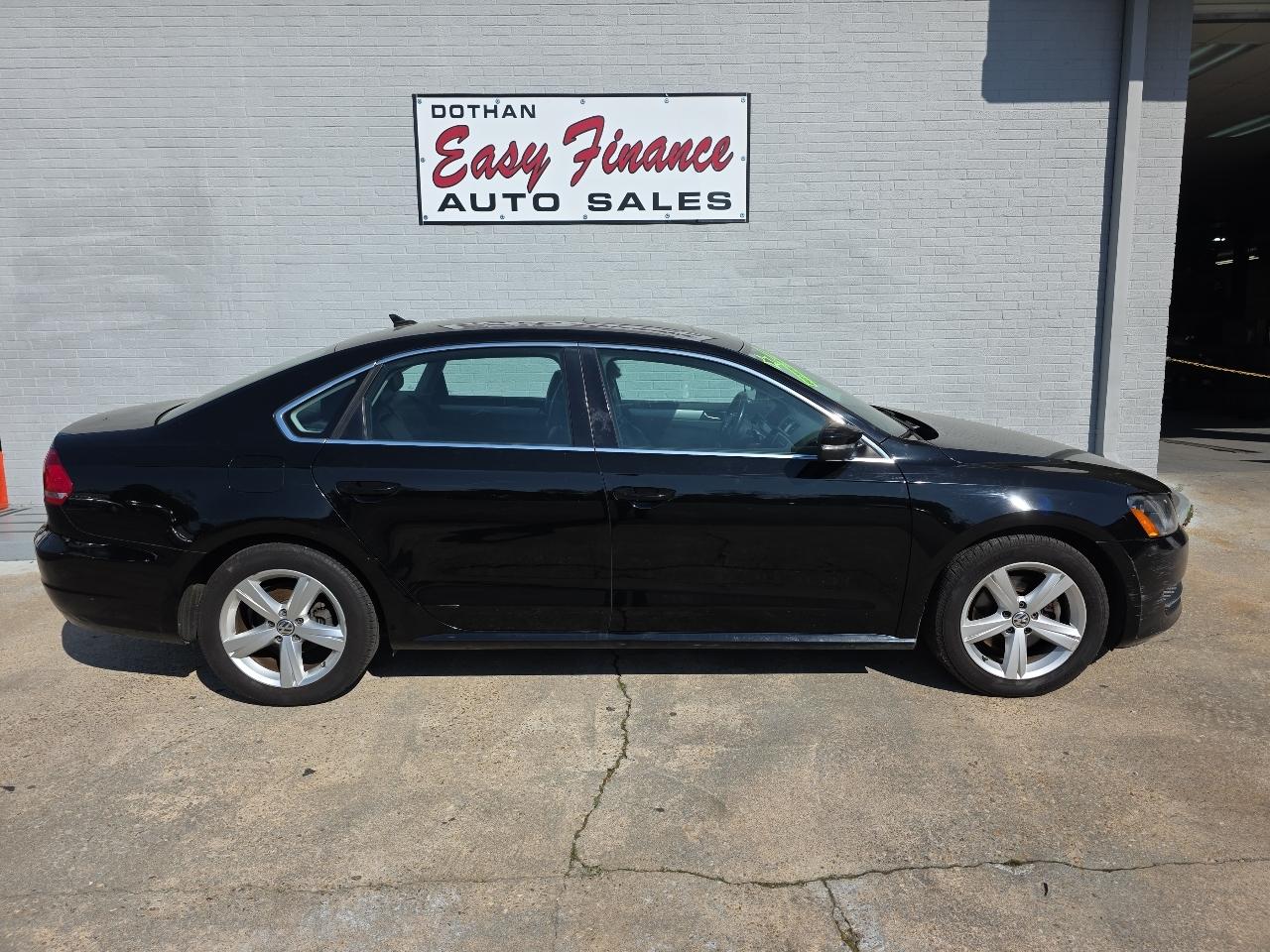 Volkswagen Passat 2.5L SE AT 2013