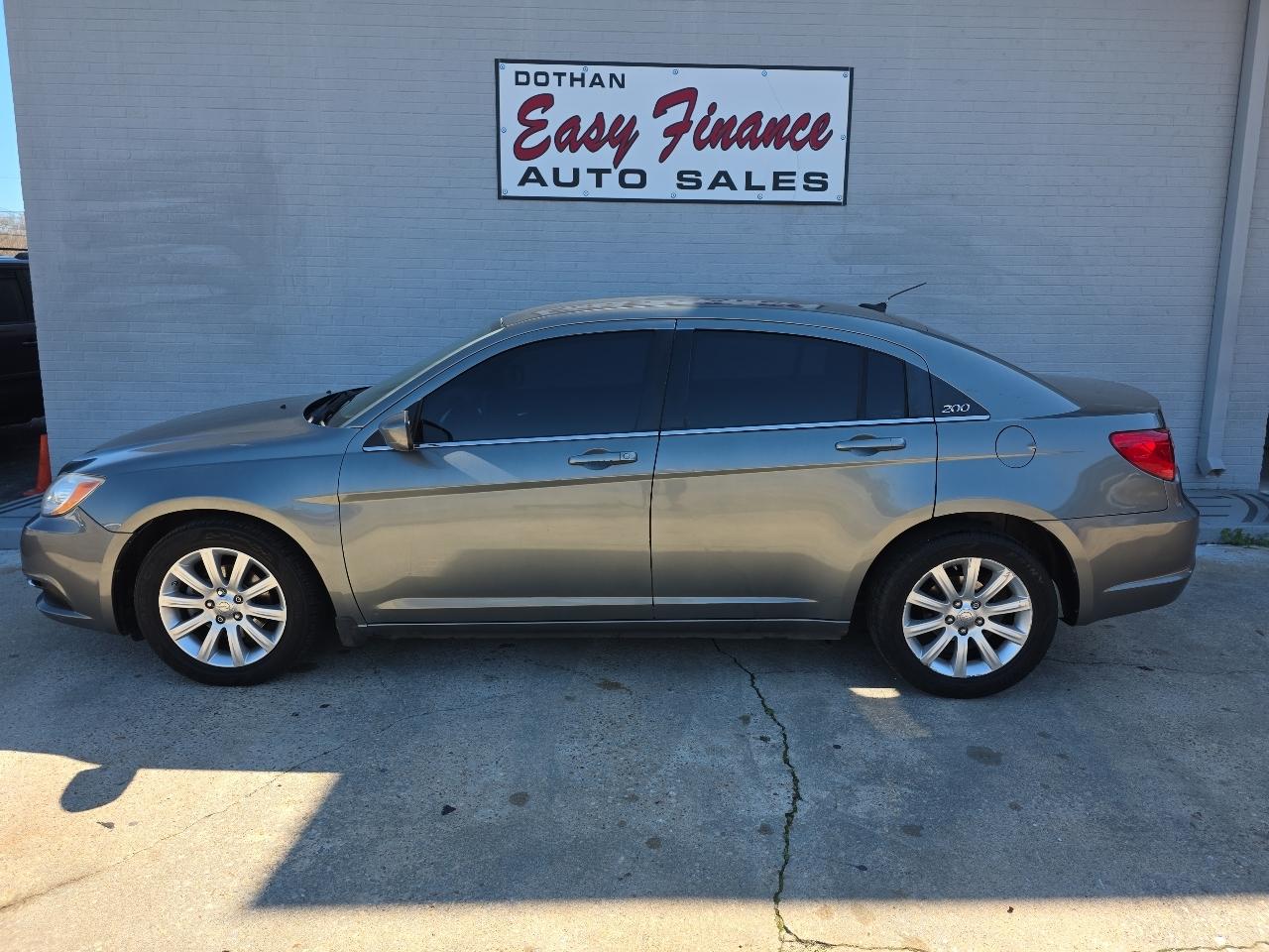 Chrysler 200 Touring 2013