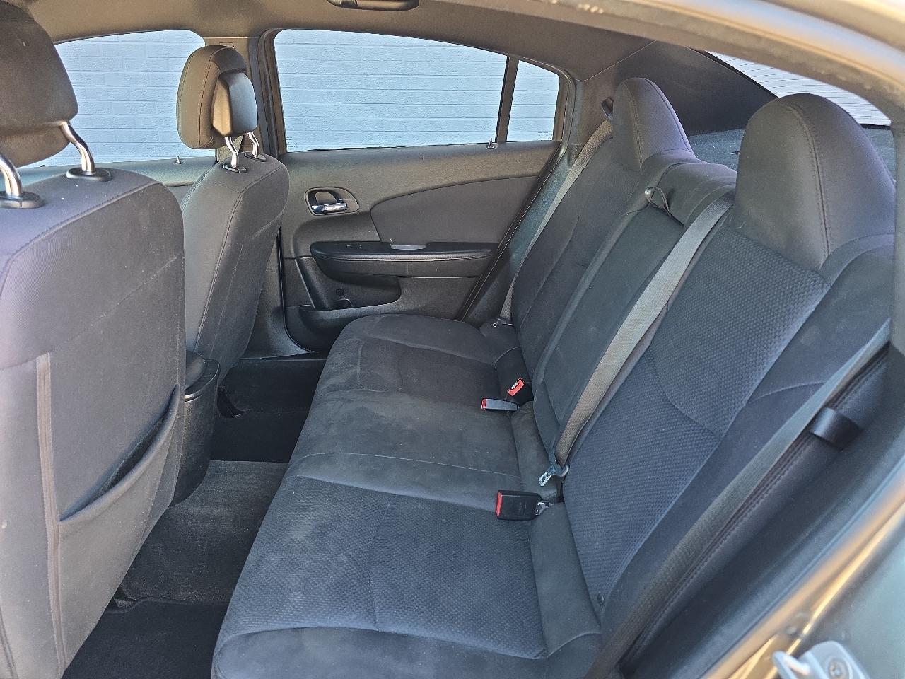 Chrysler 200 Touring 2013