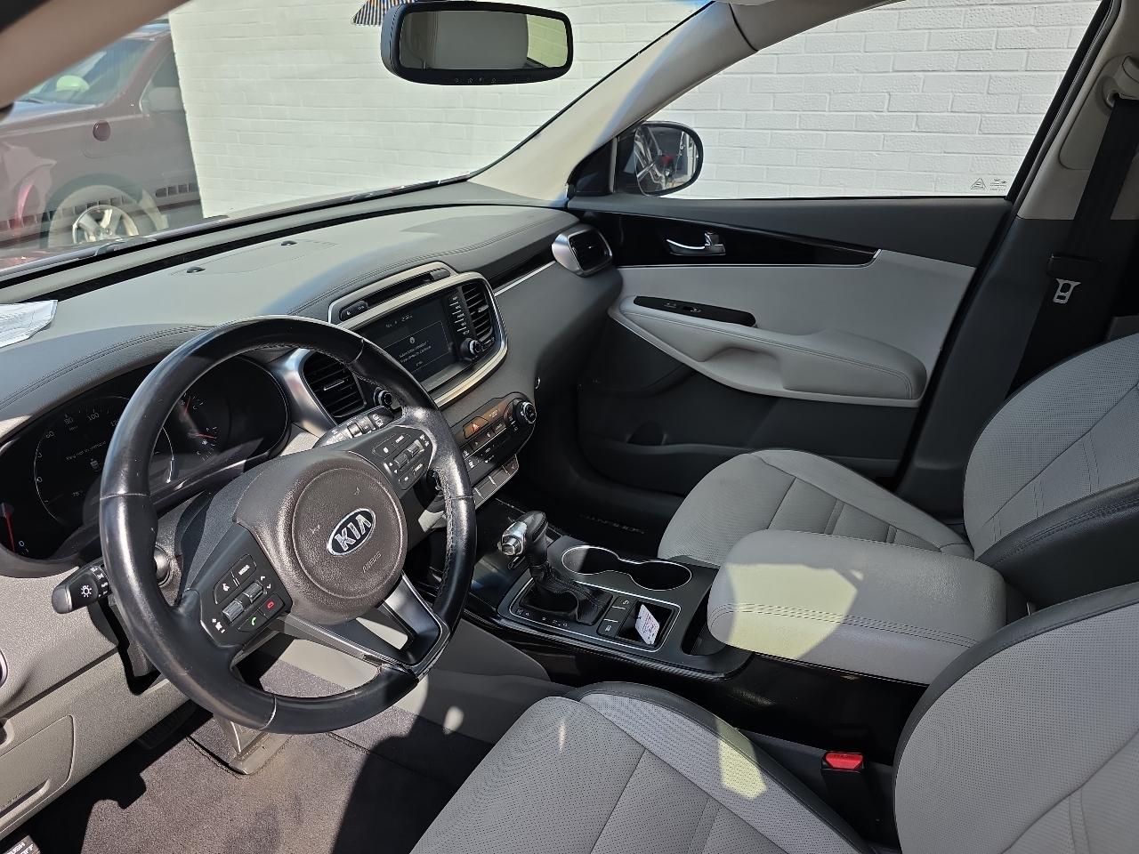 Kia Sorento SX V6 2WD 2016