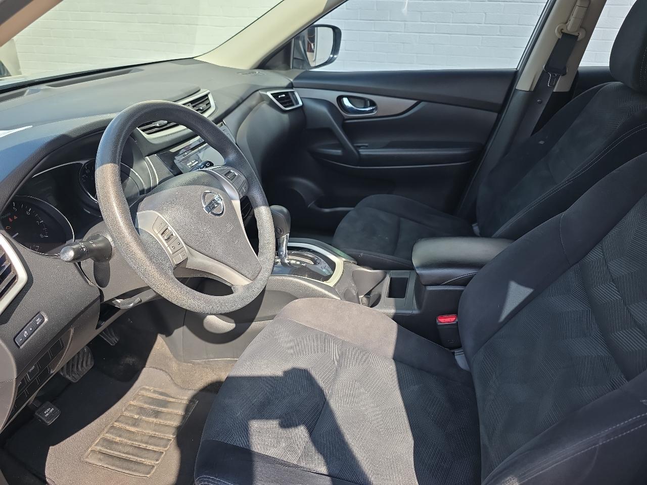 Nissan Rogue S 2WD 2016