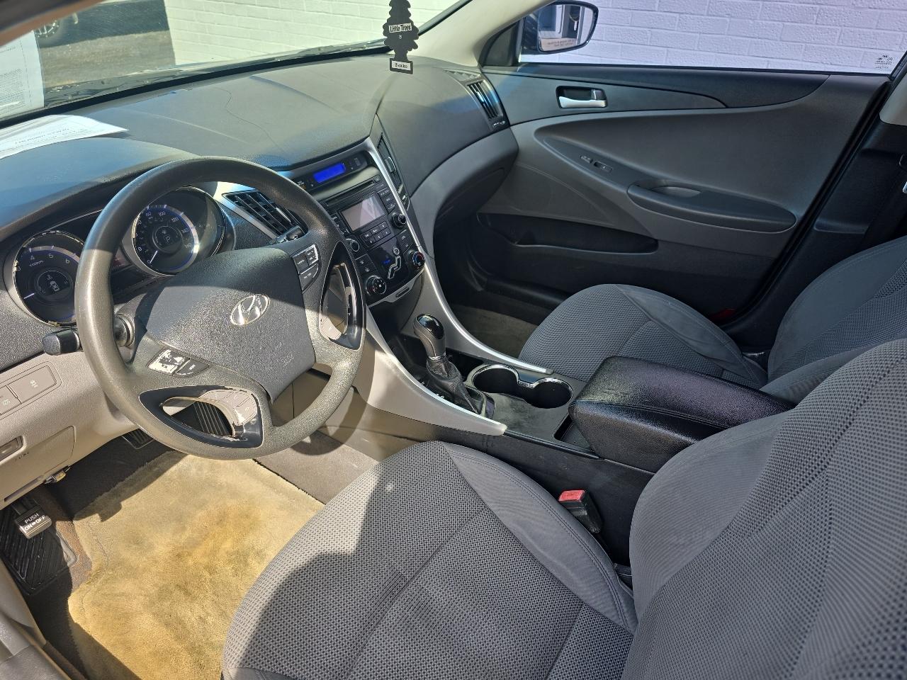 Hyundai Sonata GLS 2013