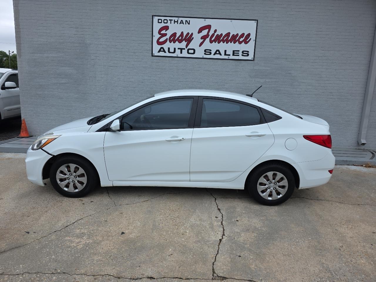 Hyundai Accent SE 4-Door 6A 2016
