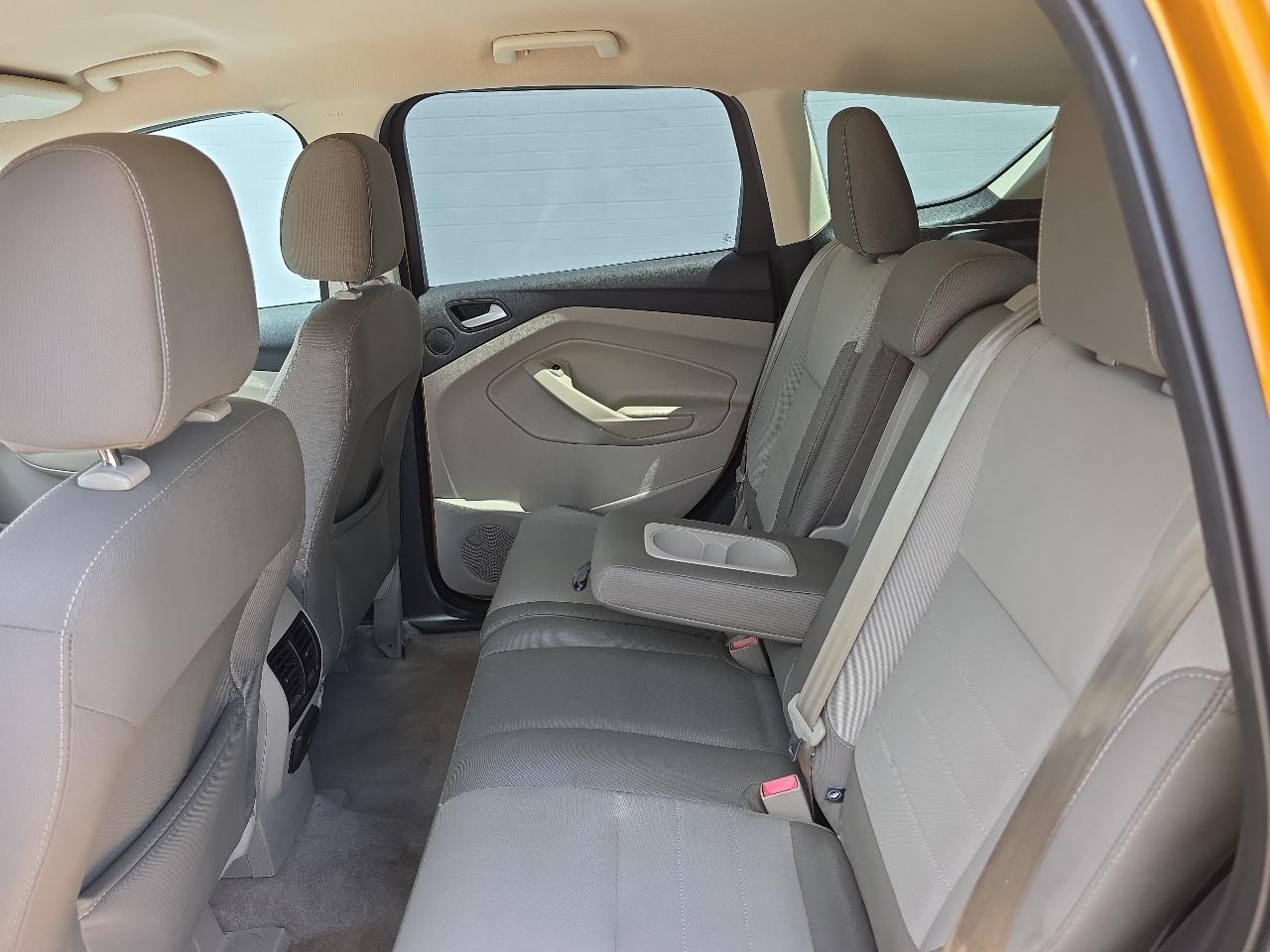 Ford Escape SE FWD 2016