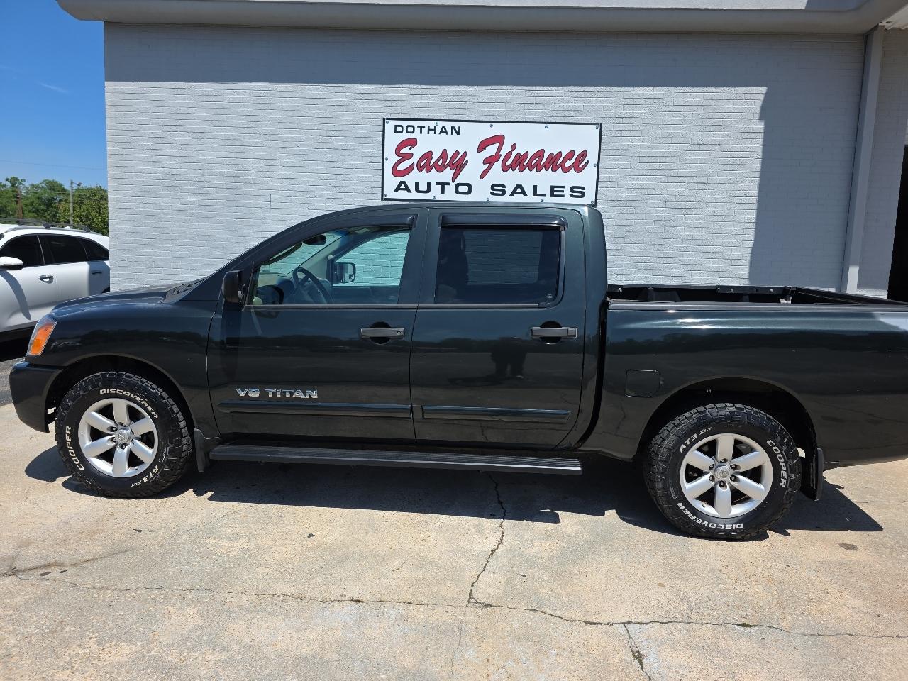 Nissan Titan XE Crew Cab 2WD SWB 2008