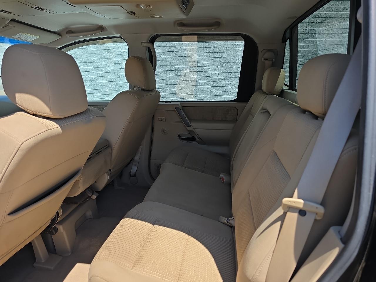 Nissan Titan XE Crew Cab 2WD SWB 2008