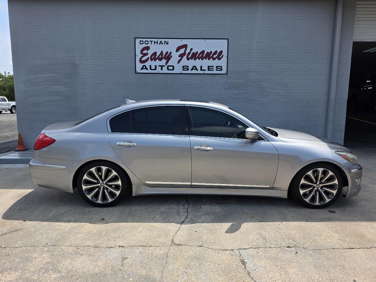 Hyundai Genesis 5.0L R-Spec 2013